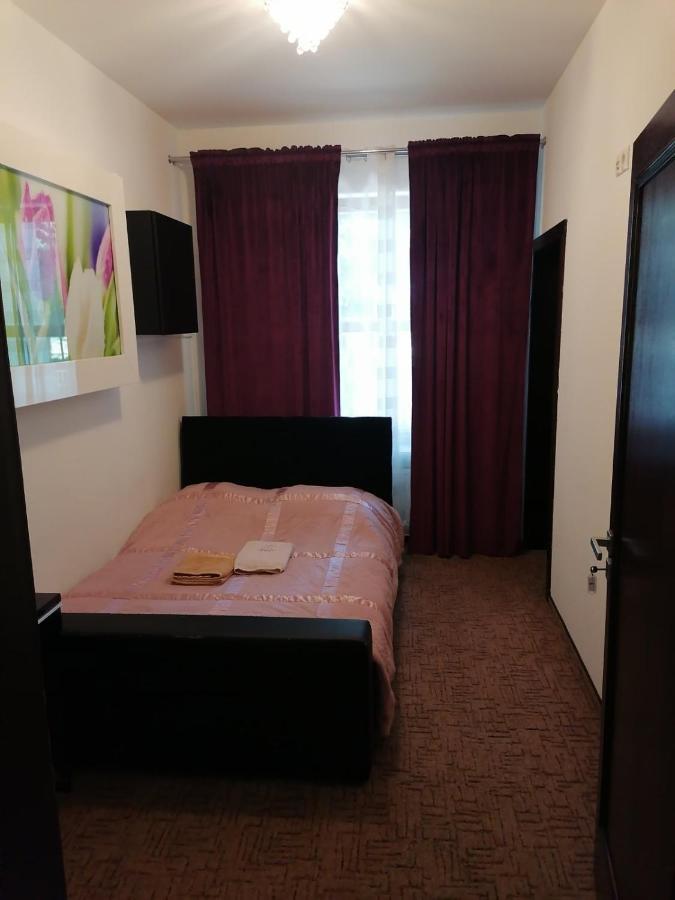 شقة وارسو  في Apartament D-4 المظهر الخارجي الصورة